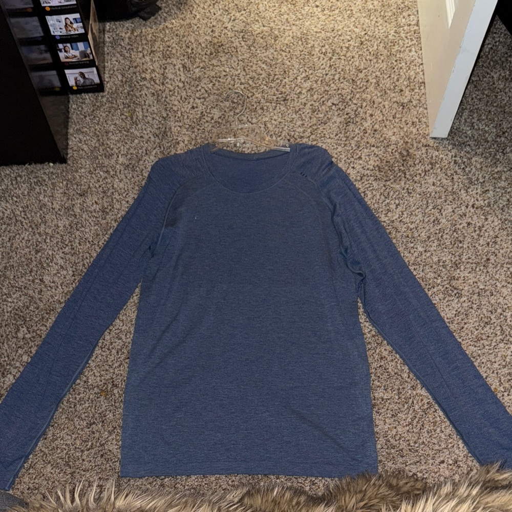 Lululemon long sleeve shirt